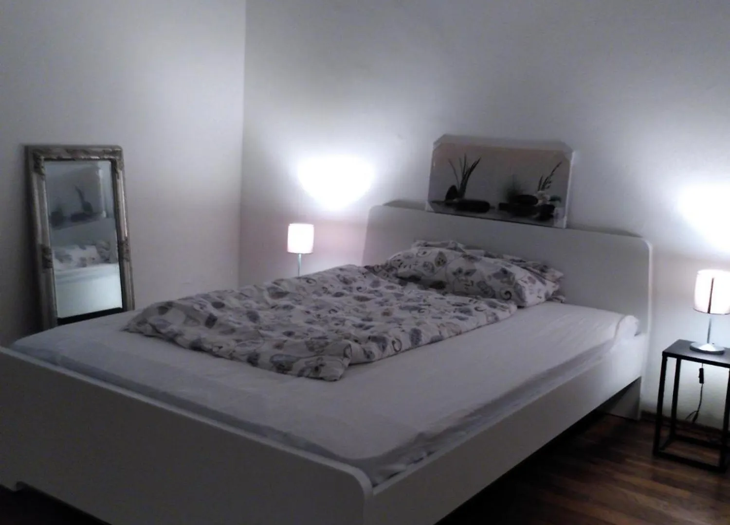 3 Zimmer-Wohnung - Fuer Arbeitsaufenthalte - Gemuetlich, Gut Gelegen Und Guenstige Wochenraten München